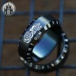 bague gothique en acier inoxydable pour hommes 54 frosted black totem 404 Bague Gothique En Acier Inoxydable Pour Hommes - 54 / Frosted Black Totem