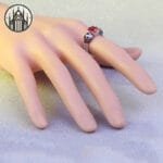 bague gothique en argent 925 avec rubis et crane livraison standard offerte 775 Bague Gothique En Argent 925 Avec Rubis Et Crâne - Livraison Standard Offerte