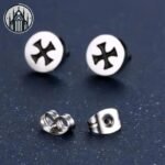 Boucle d&rsquo;oreille Gothique Croix Acier Inoxydable — Univers Gothique (vue 2)