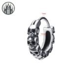 Boucle d&rsquo;oreille Gothique Crâne Cerceau Acier — Univers Gothique (vue 3)