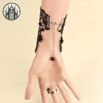Bracelet Gothique Dentelle Romantique — Univers Gothique (vue 3)