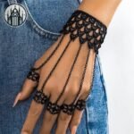 Bracelet Gothique Dentelle Vintage Noir — Univers Gothique (vue 4)
