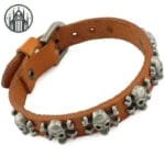 Bracelet Gothique: Charisme Instantané!