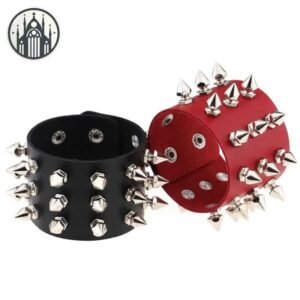 Bracelet Gothique Cuir Manchette Clous — Univers Gothique