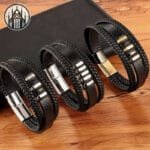 Bracelet Gothique Noir: Le Style Alternatif Parfait