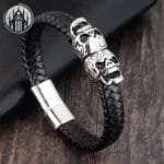 Bracelet Gothique Skull En Cuir Et Métal Embelli - Double Skull / 19cm