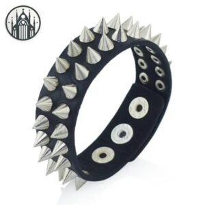 Bracelet Gothique Cloutés Cuir Rebelle — Univers Gothique