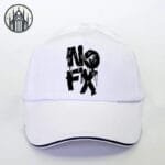 Casquette Gothique à Bande - Look Démoniaque Assuré! - Blanc