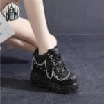 Chaussures Crocs Gothique Emo - Style Démoniaque Incomparable - Noir / 6