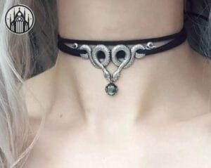 Collier Gothique Serpent Avec Fil Noir
