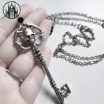 Collier Gothique Squelette Antique Alliage