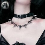 Collier Gothique Style Punk: La Quintessence Rebelle