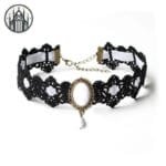 Collier Ras De Cou Vintage Et Gothique - Blanc