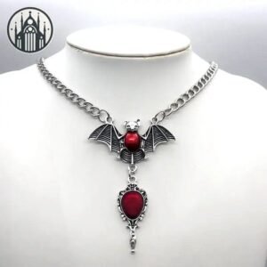 Collier Gothique Chauve-Souris Pierre Rouge — Univers Gothique