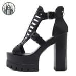 decouvre nos sandales gothiques originales chaussure 127 Découvre Nos Sandales Gothiques Originales!