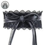 Découvrez La Ceinture Gothique Corset Clouté! Noir