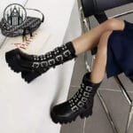 Des Talons Robustes Pour Une Marche Confortable - Noir / 37