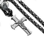 éclatant Pendentif En Acier Inoxydable: L’accessoire Parfait Pour Briller!