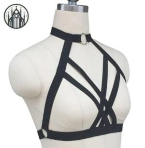 Harnais Gothique Pentagramme: Lingerie Unique!
