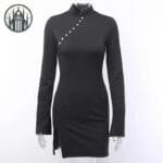 Robe Gothique à Boutons Perle