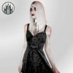 Robe Gothique Florale: Silhouette A-line Douce Et Soyeuse