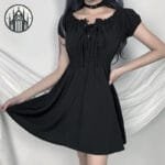 Robe Gothique Noire: Détails Ornés Pour Un Look élégant - Noir / Xl