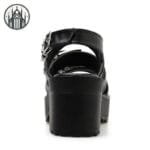 Sandales Gothiques Estivales: Style Féminin Assuré!