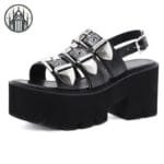 Sandales Gothiques Estivales: Style Féminin Assuré!