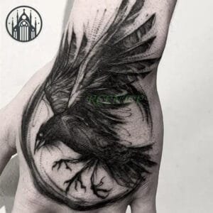 Tatouage éphémère Gothique: Crée Un Look Intense Et Mystérieux En Un Instant - Corbeau